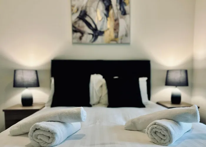 Conveniently Located One Bed Apt In Old Trafford