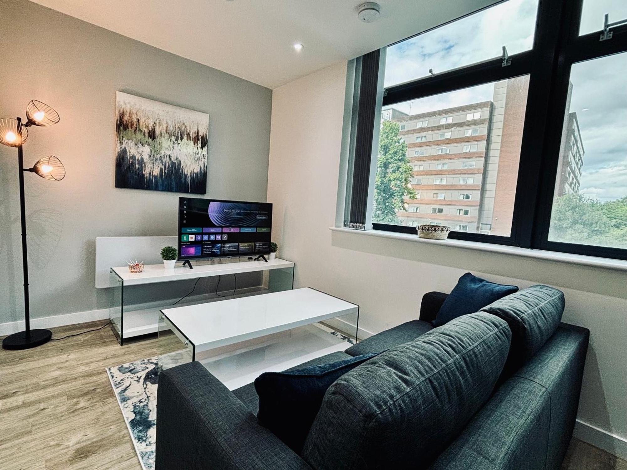 Apartment Conveniently Located One Bed In Old Trafford